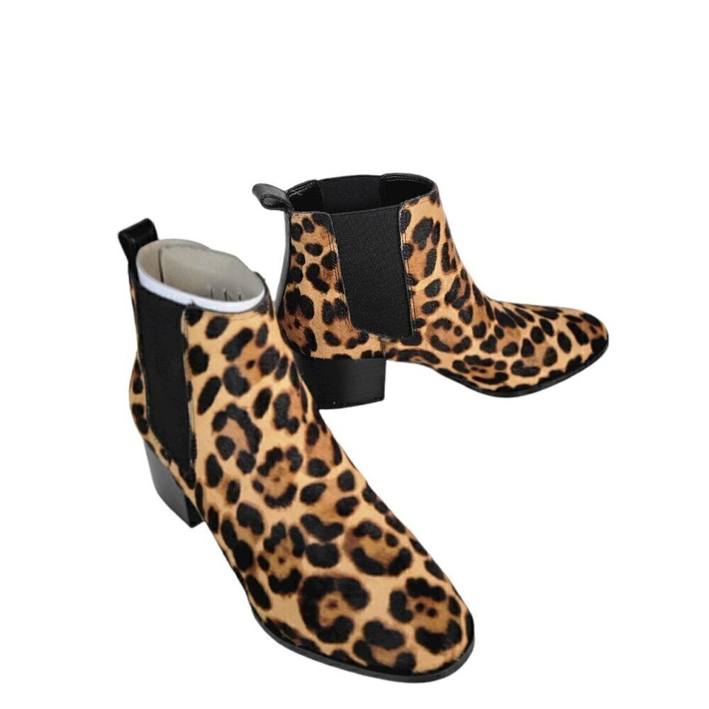 Leopard Animal Print Leather Chelsea Ankle Boots Booties Women | Size 6